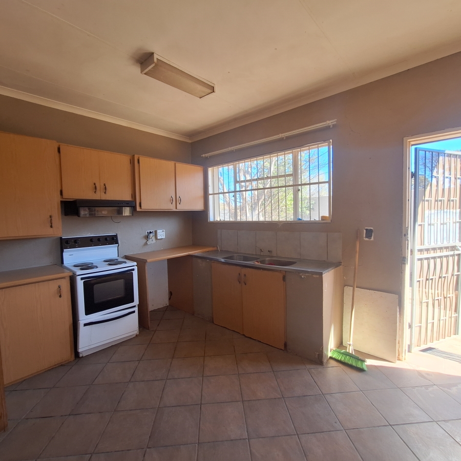 4 Bedroom Property for Sale in Frankfort Free State